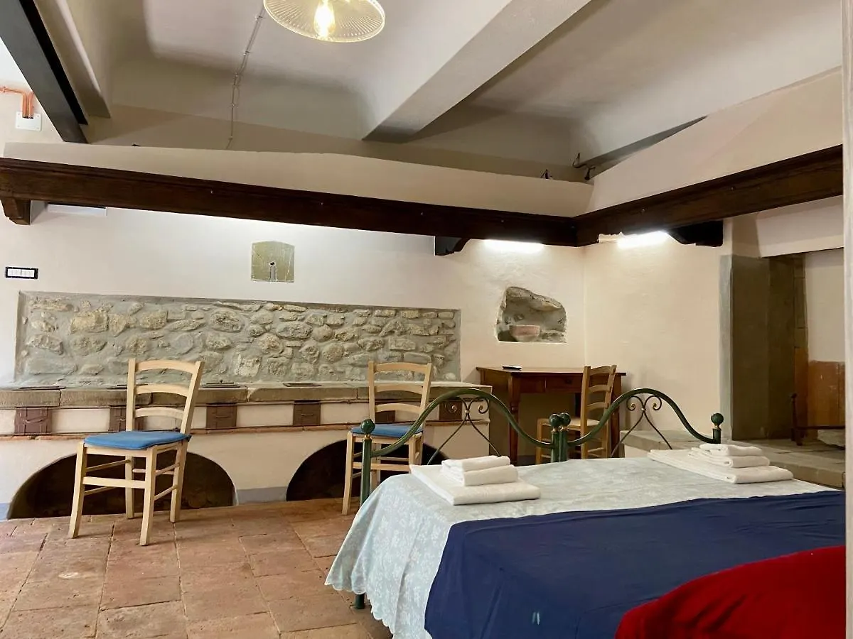 Loft Moorings Bed & Breakfast Barga 0*,  Italy