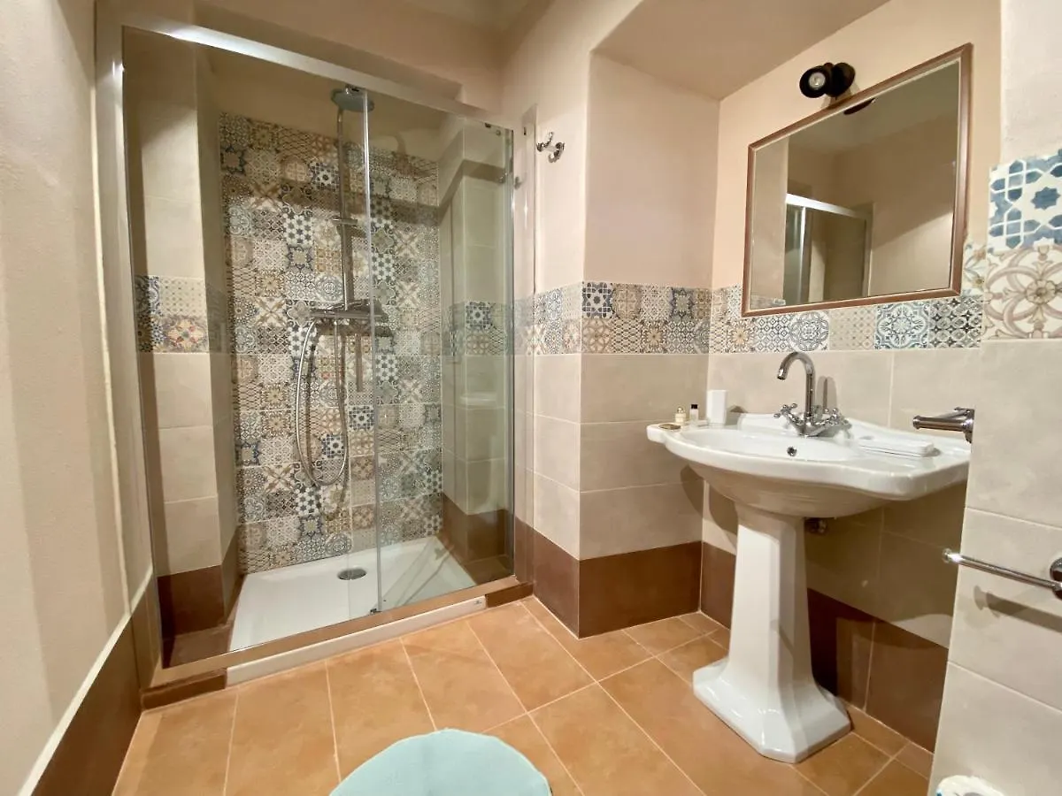 Loft Moorings Bed & Breakfast Barga Italy